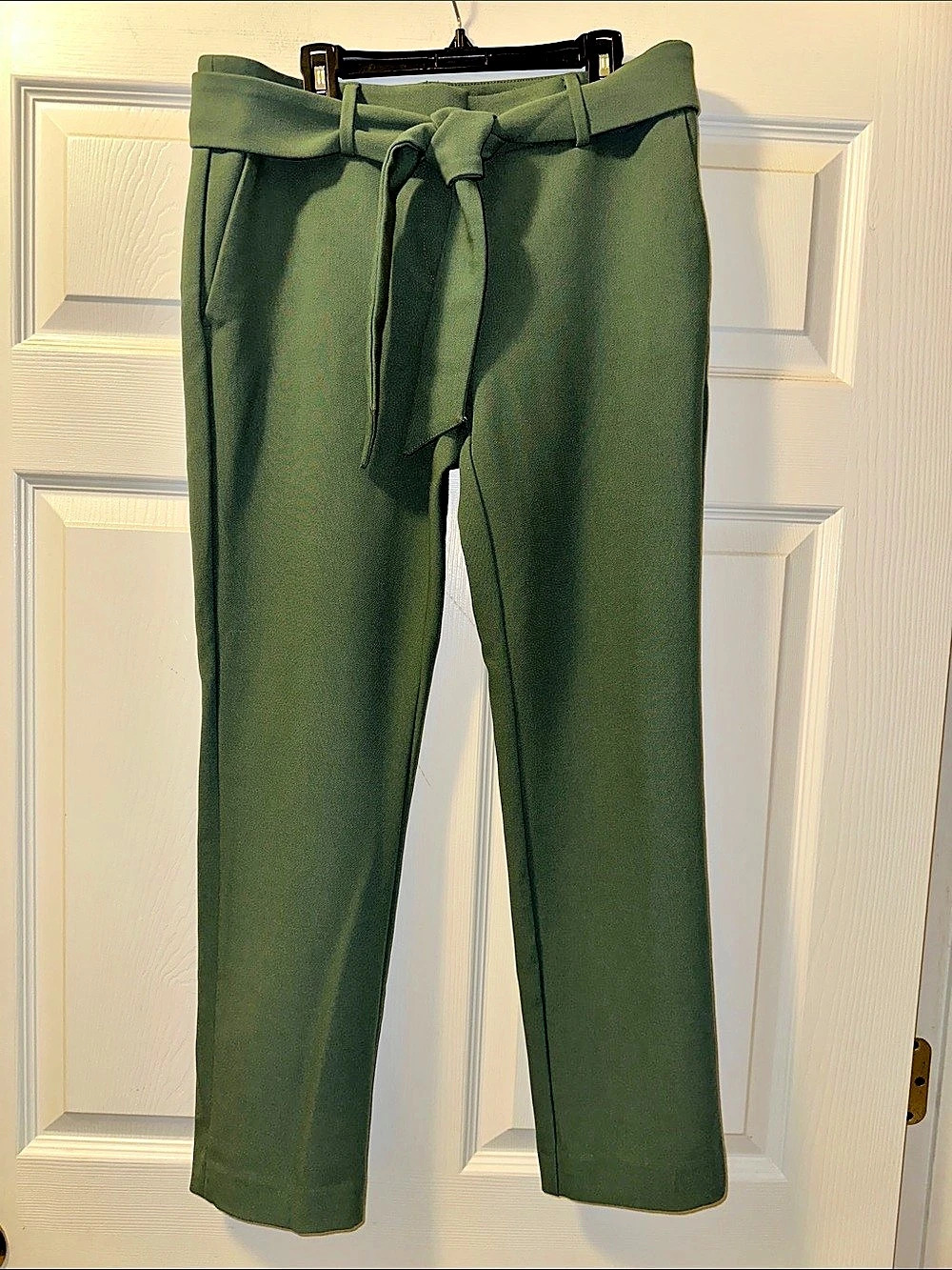 Women’s LOFT ‘Marisa’ Green Belted Ankle Pants - Size 4